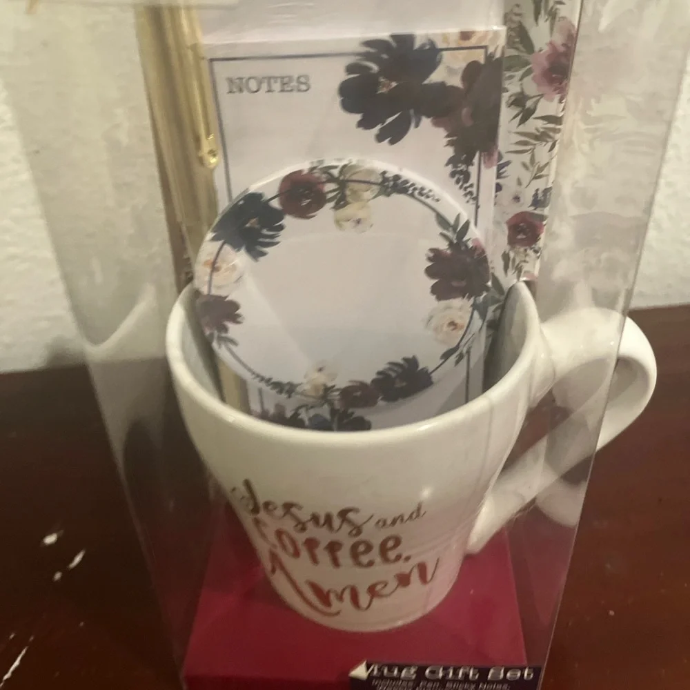 Faith Coffee Mug Gift Set . Mug + Pen + Notes . New in Box